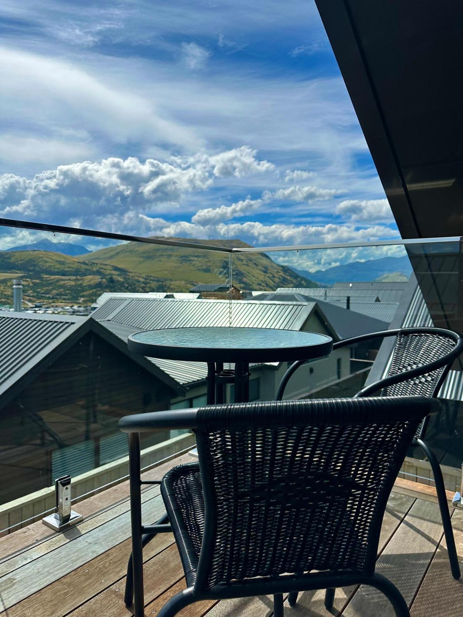 Remarkable View With Hot Tub Frankton Bagian luar foto